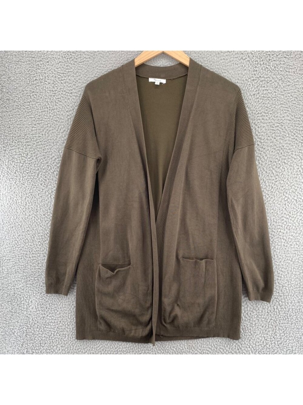 89th + Madison Sweater Womens Medium Brown Cardigan Long Sleeves Stretch Pockets